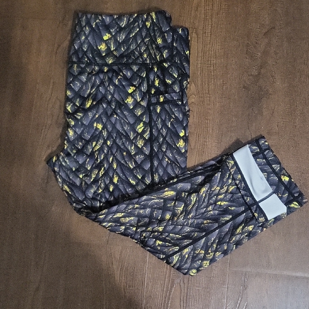 Constantly Varied Gear 2x Capri Leggings